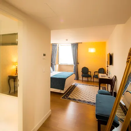 Solar Sampaio E Melo