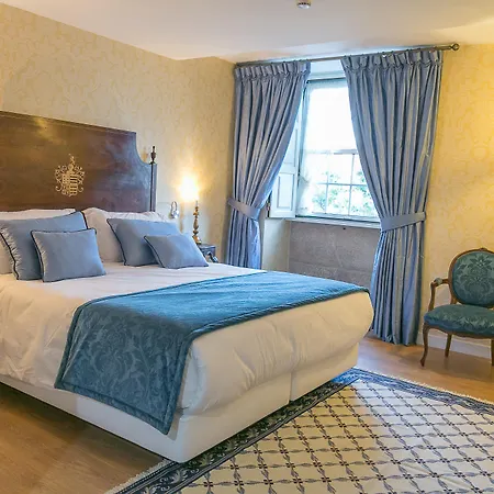 Bed & Breakfast Solar Sampaio E Melo Trancoso