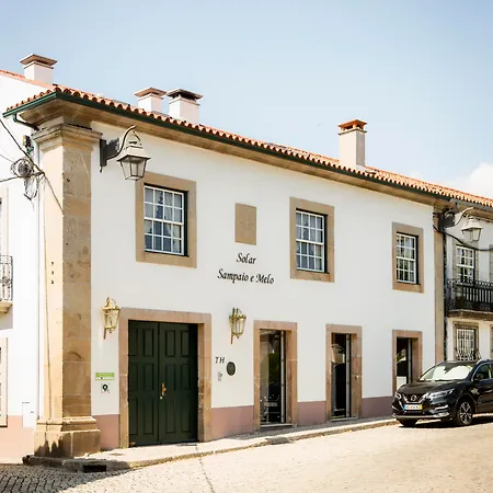 Bed & Breakfast Solar Sampaio E Melo