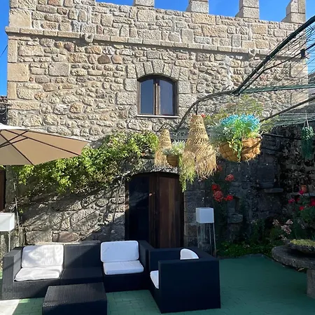 Solar Sampaio E Melo Bed & Breakfast 4*