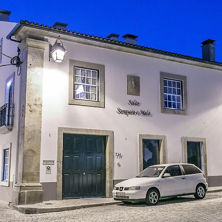 Solar Sampaio E Melo 4*