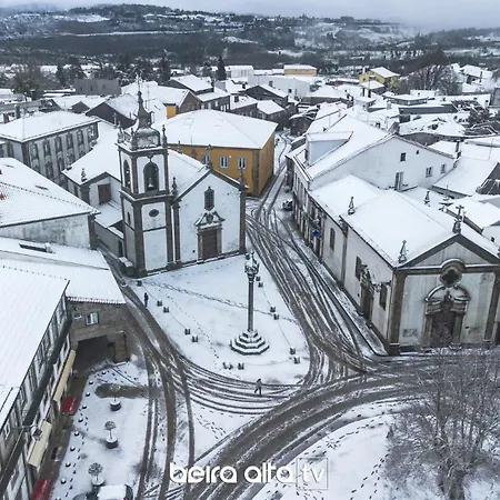 Solar Sampaio E Melo 4*