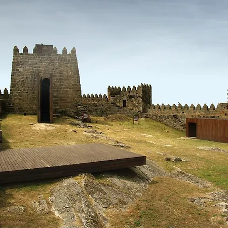 Solar Sampaio E Melo Bed & Breakfast