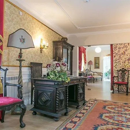 Bed & Breakfast Solar Sampaio E Melo 4*