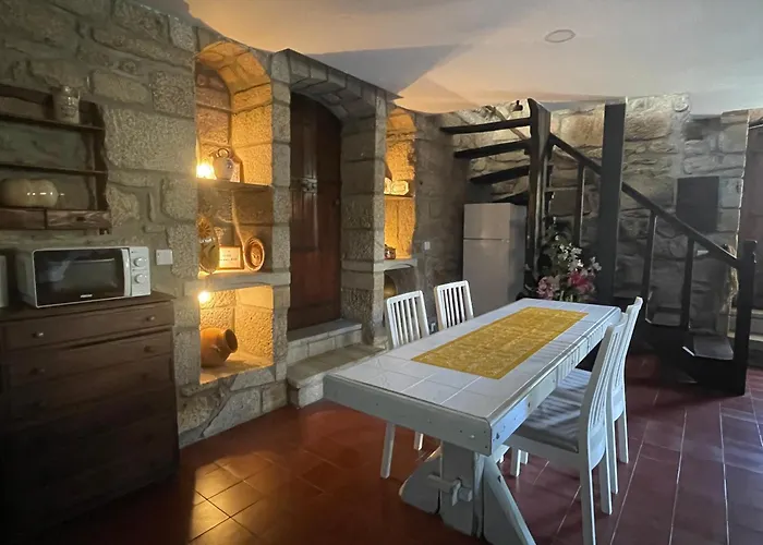 Solar Sampaio E Melo 4*