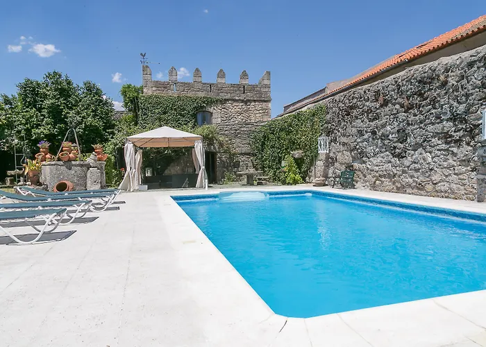 Solar Sampaio E Melo לינה וארוחת בוקר טרנקוזו