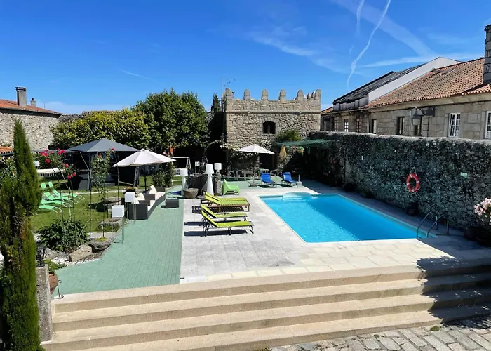Solar Sampaio E Melo Bed & Breakfast