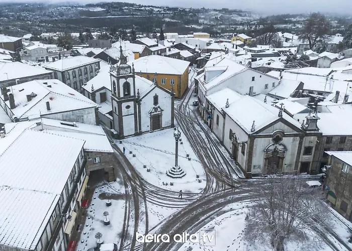 Solar Sampaio E Melo 4*