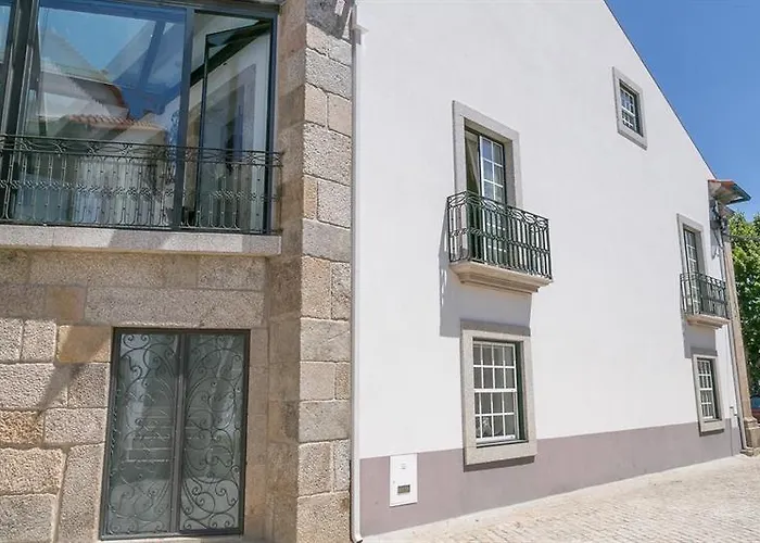 فندق مبيت وإفطار Solar Sampaio E Melo ترانكوسو